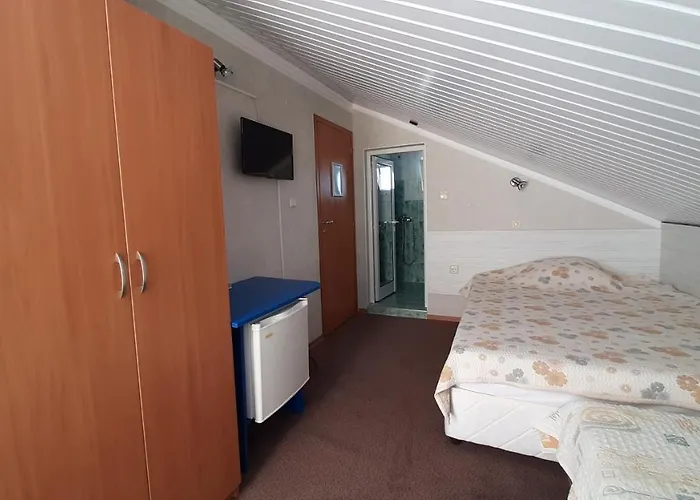 Отель Fresh Китен